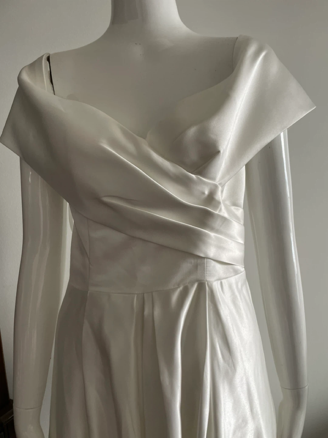 Off-the-shoulder Satin Formal Gown