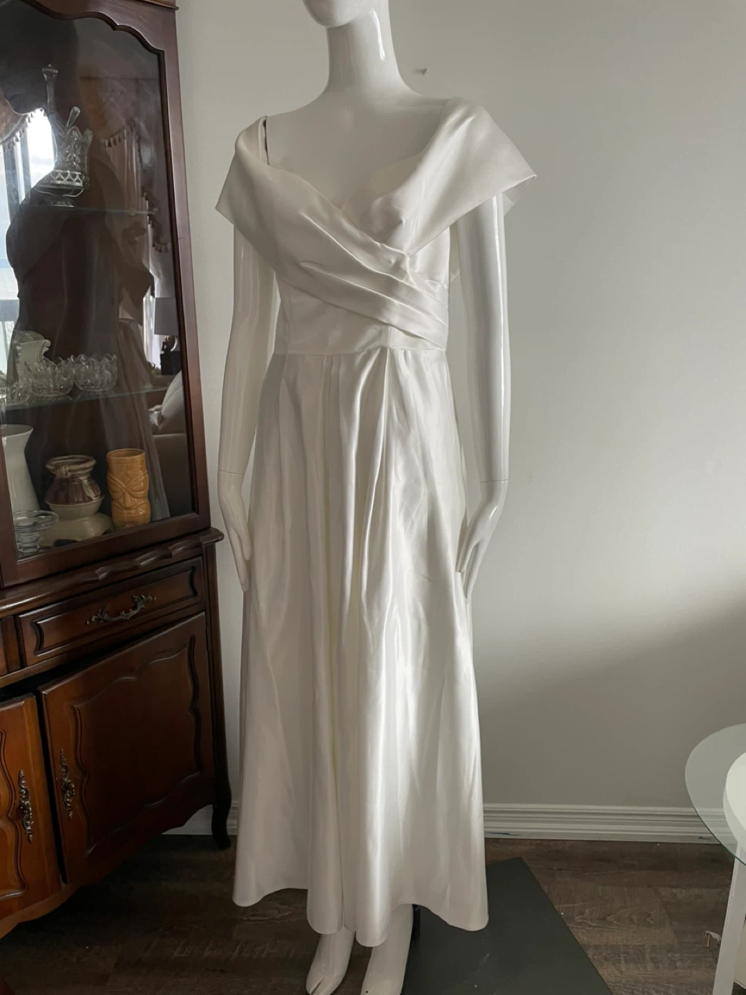 Off-the-shoulder Satin Formal Gown - photo 2