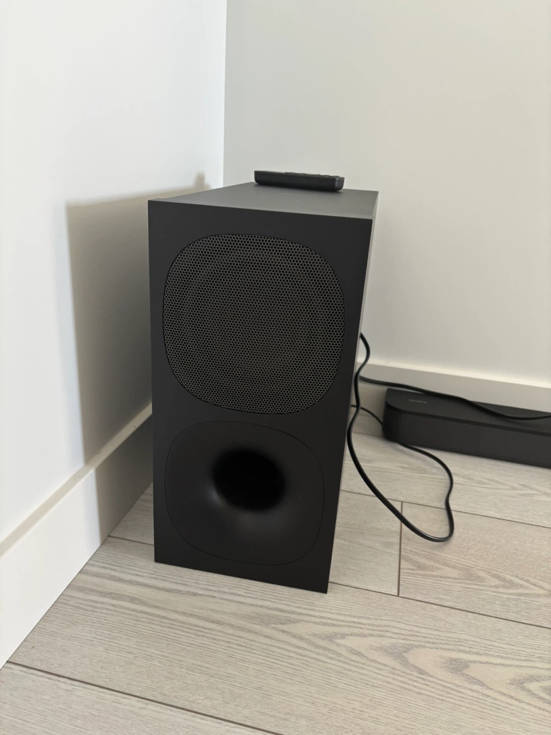 Sony HT-S400 Soundbar and Subwoofer - photo 2
