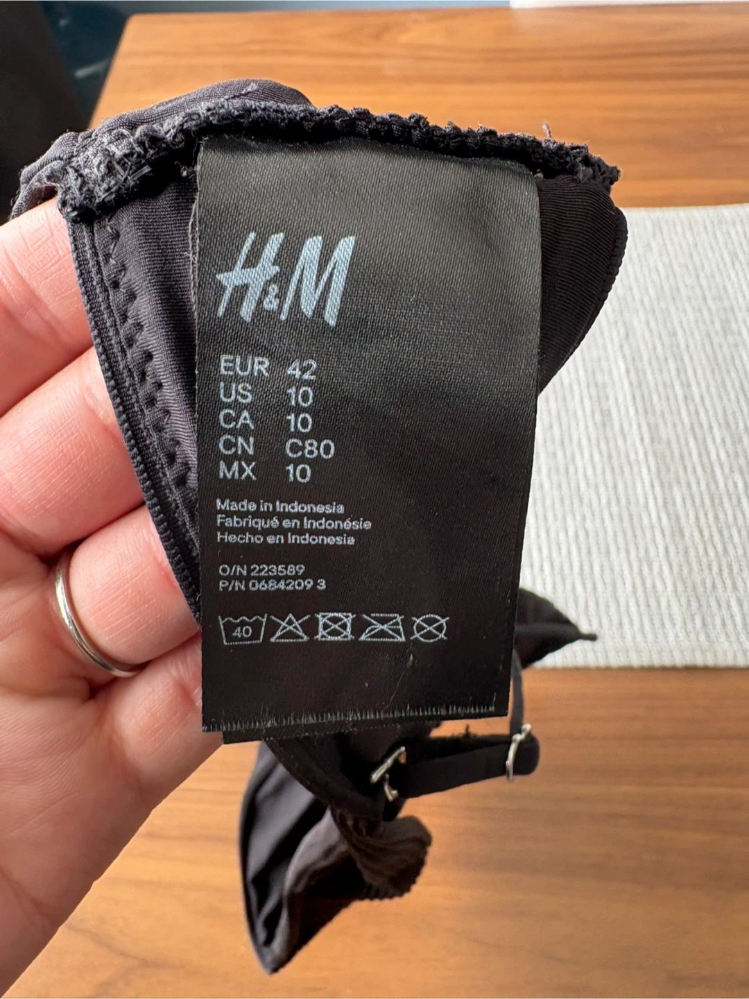 H&M Swimsuit Top - photo 3
