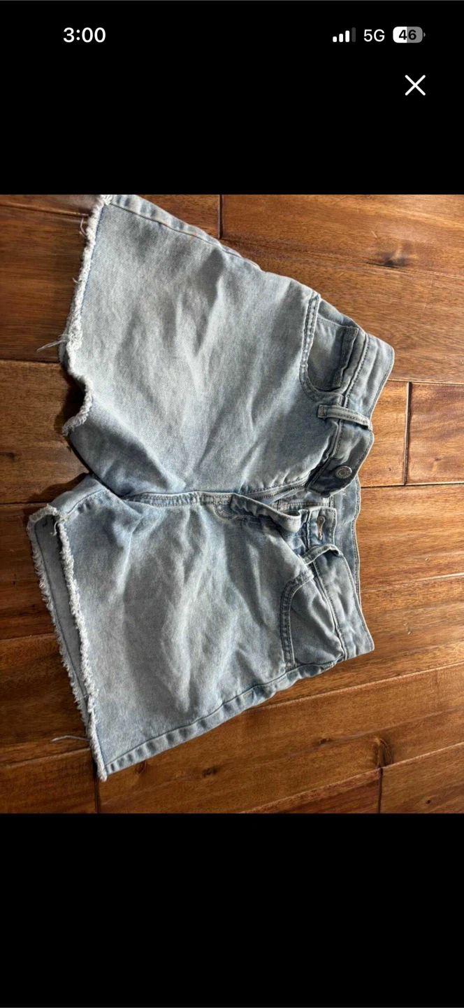 Light Wash Denim Cut-Off Shorts