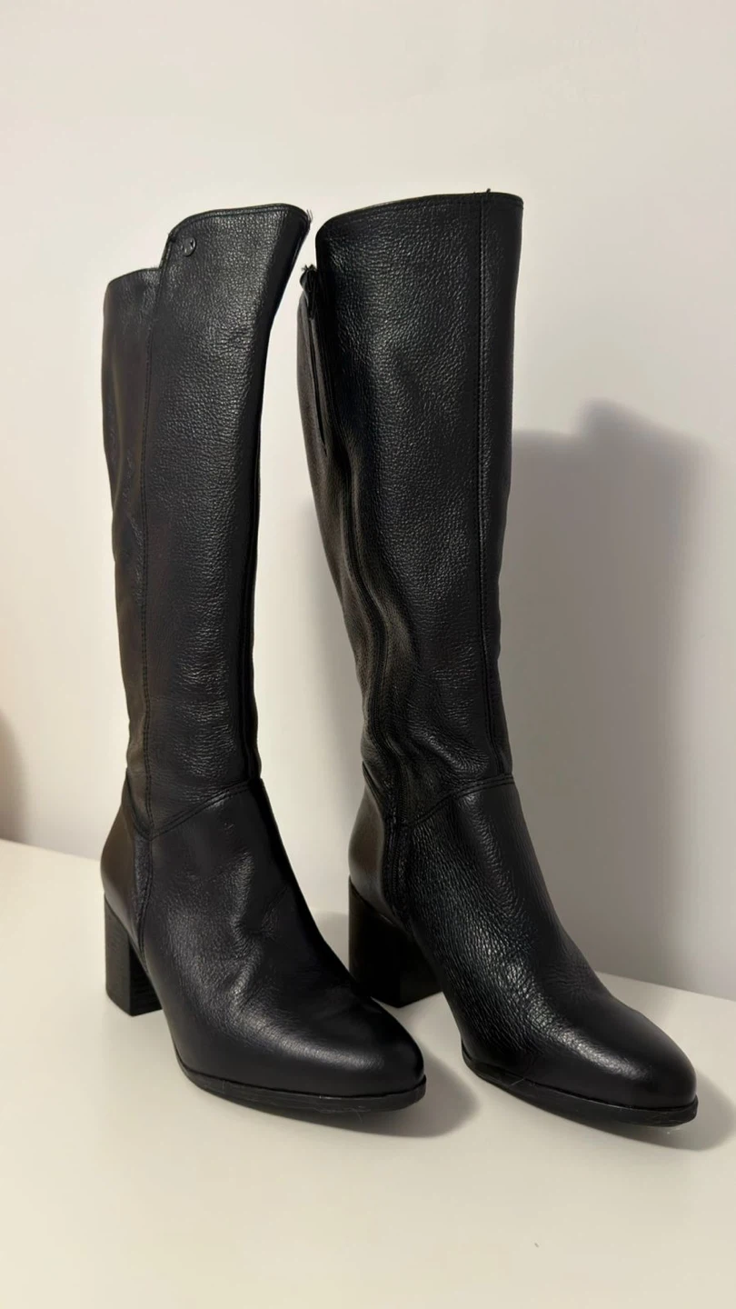 Black Leather Knee-High Boots