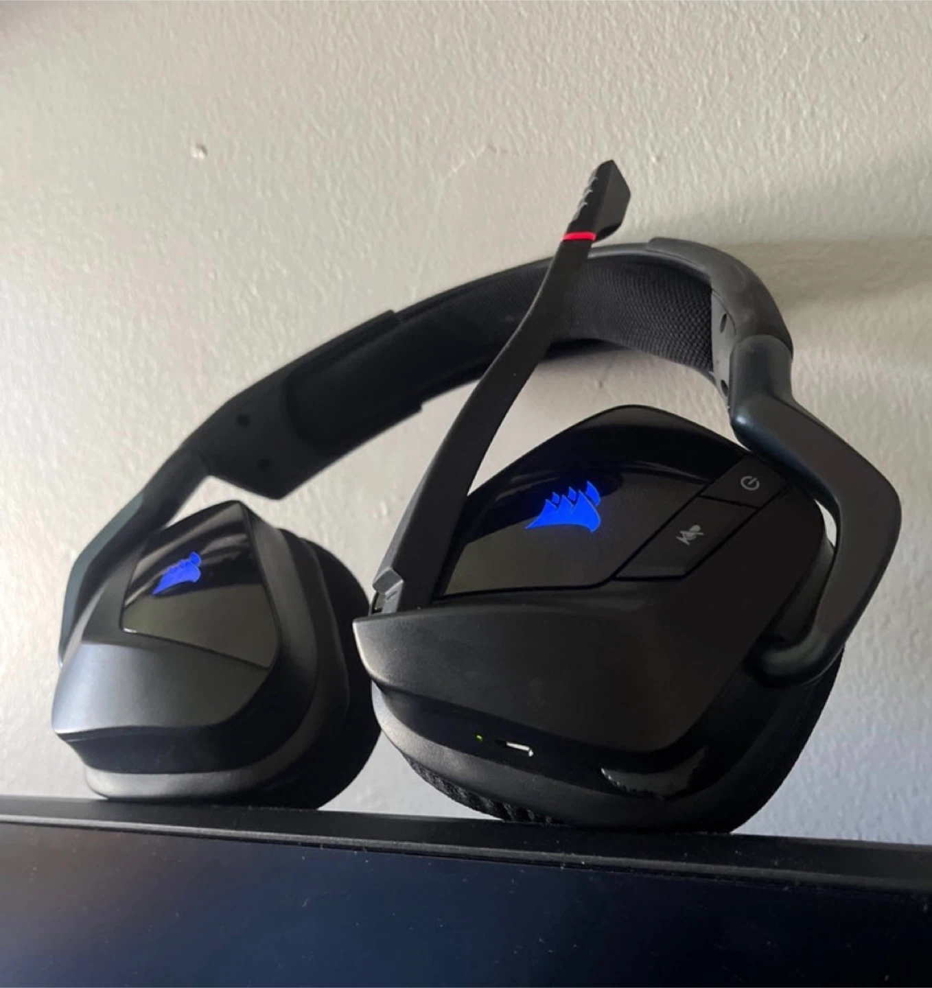 Corsair void RGB elite wireless gaming headphones - photo 3
