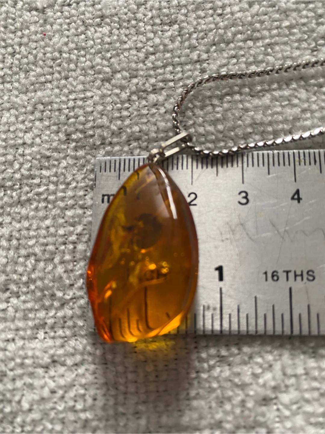 Amber Pendant Necklace with Insect Inclusion - photo 5