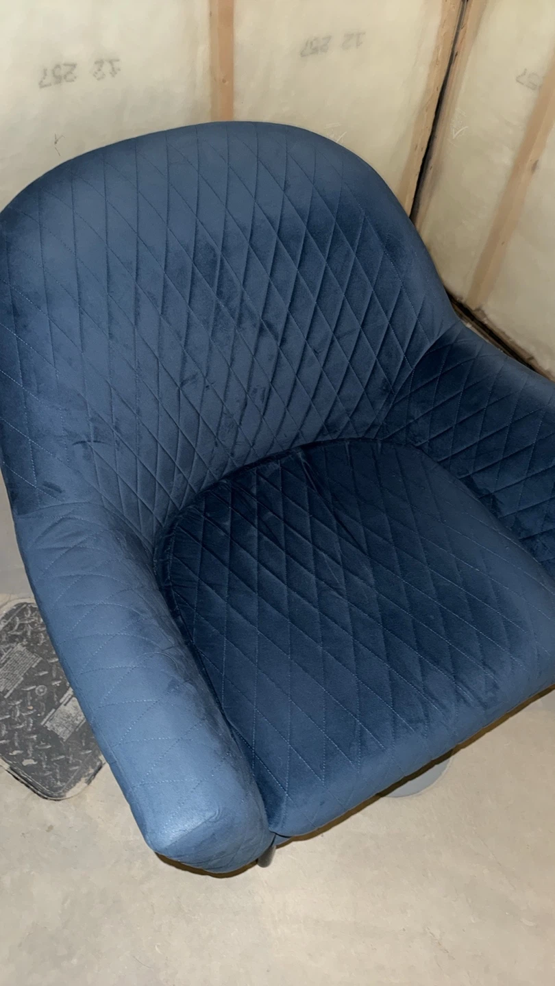Blue Velvet Accent Chair - photo 3