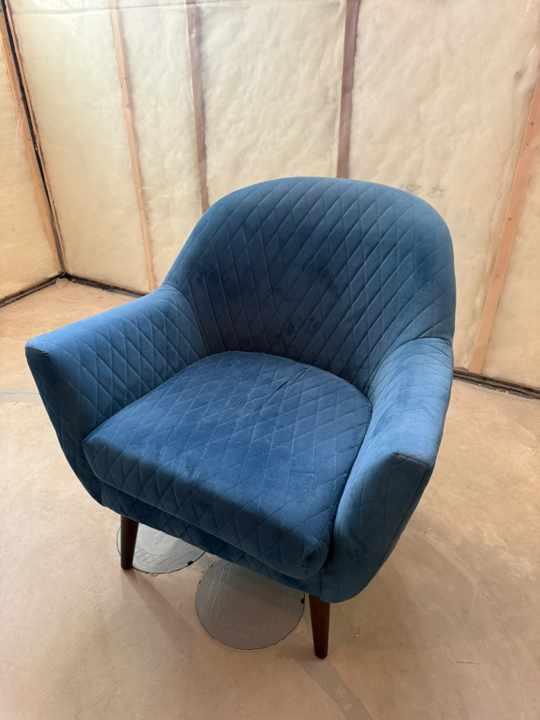 Blue Velvet Accent Chair - photo 2