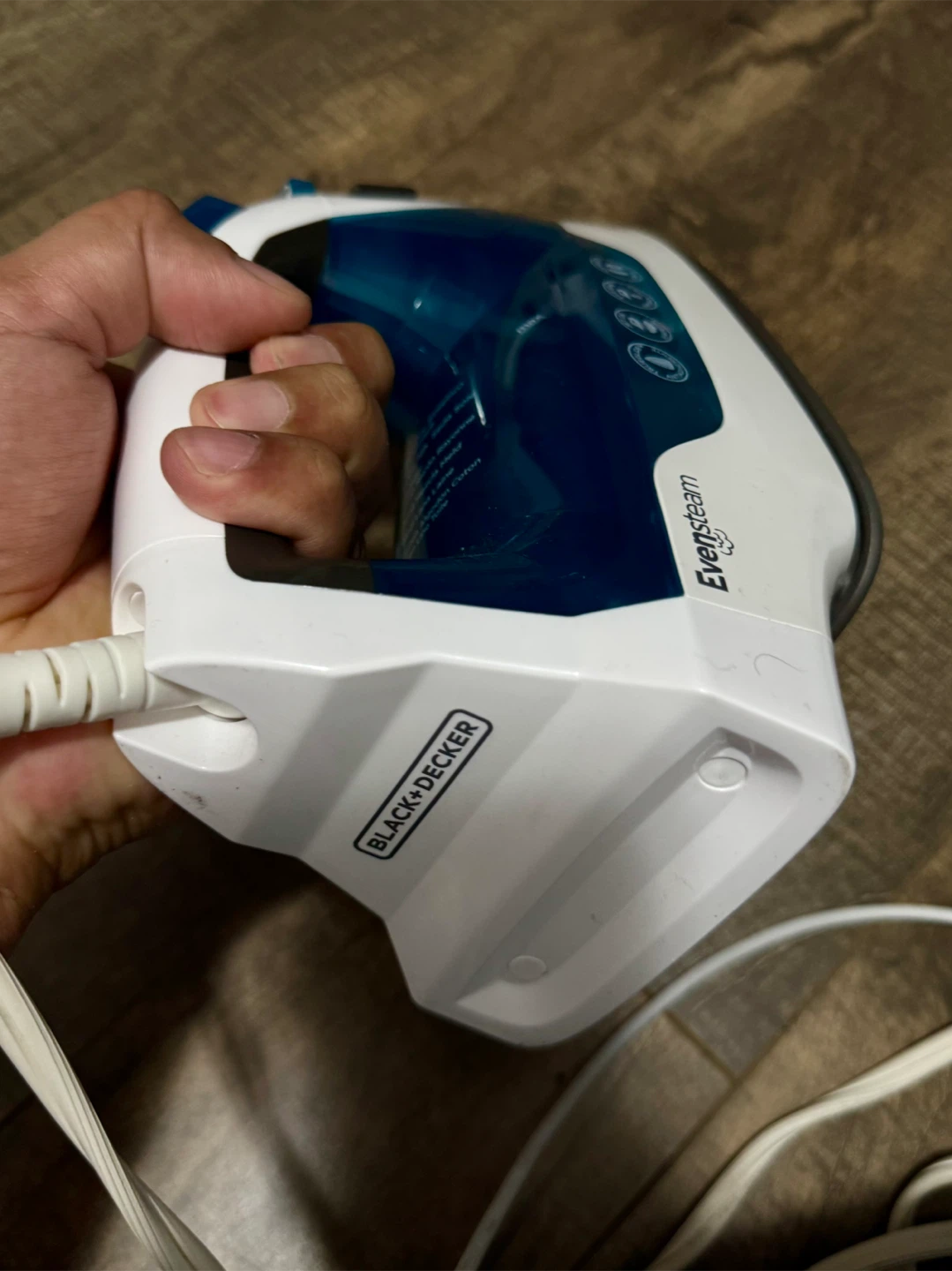 BLACK+DECKER Evensteam Steam Iron - photo 3