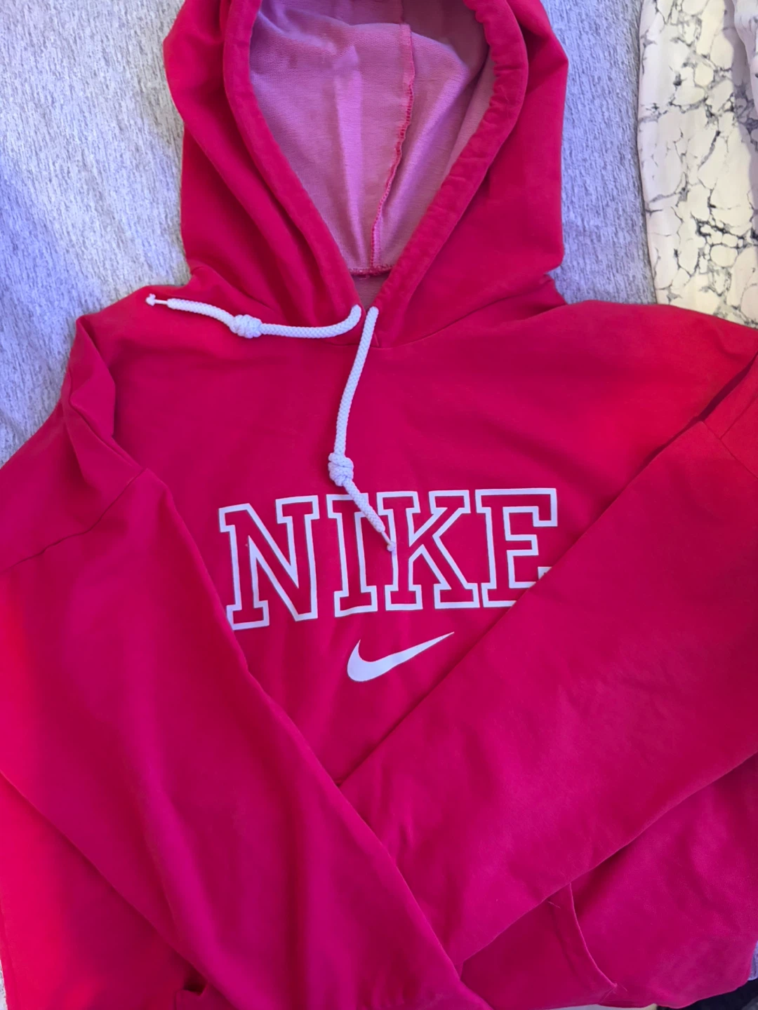Nike Red Hoodie - photo 2