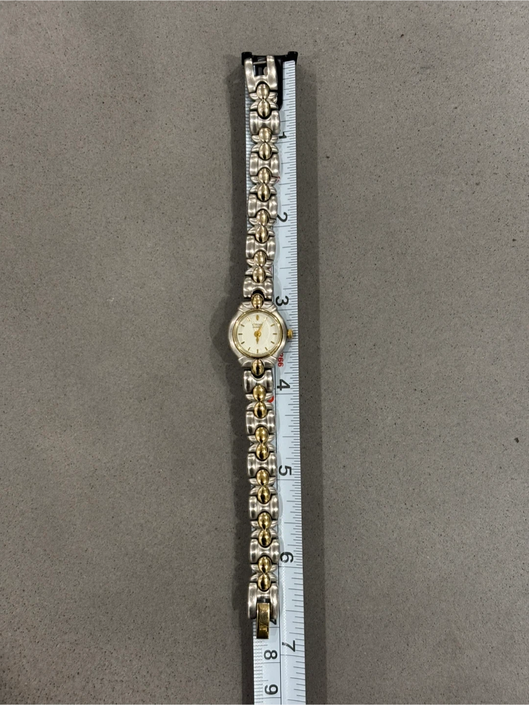Vintage Citizen Two-Toned Watch - photo 4