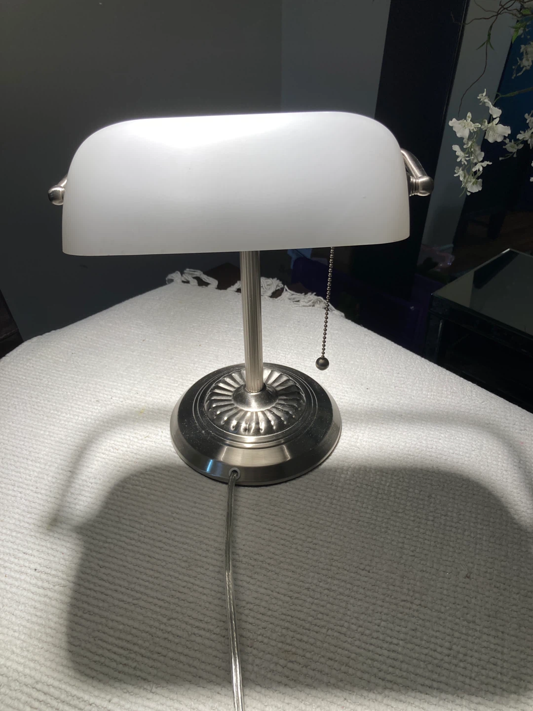 Banker's Lamp with Frosted Glass Shade - photo 5