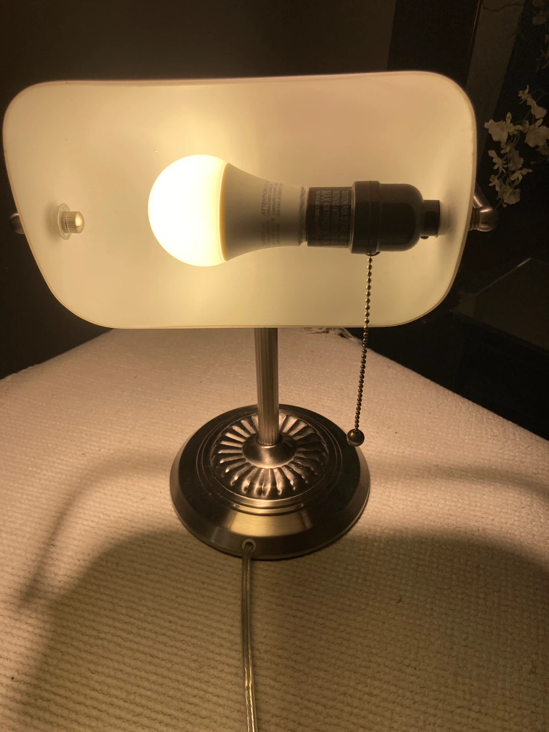 Banker's Lamp with Frosted Glass Shade - photo 3
