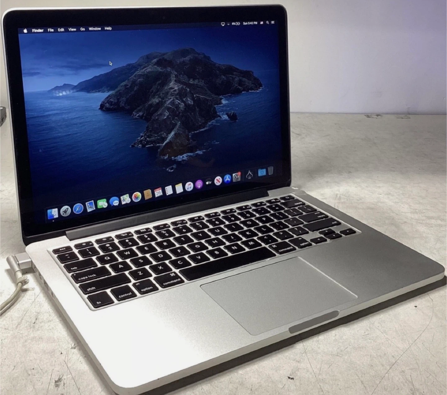 MacBook Pro 13” 2015 2.7ghz 16gb ram