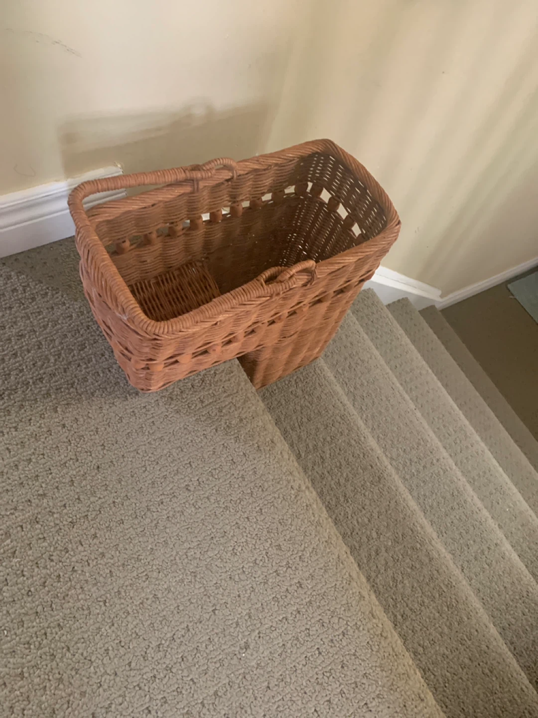 Wicker Basket for Stairs - photo 3