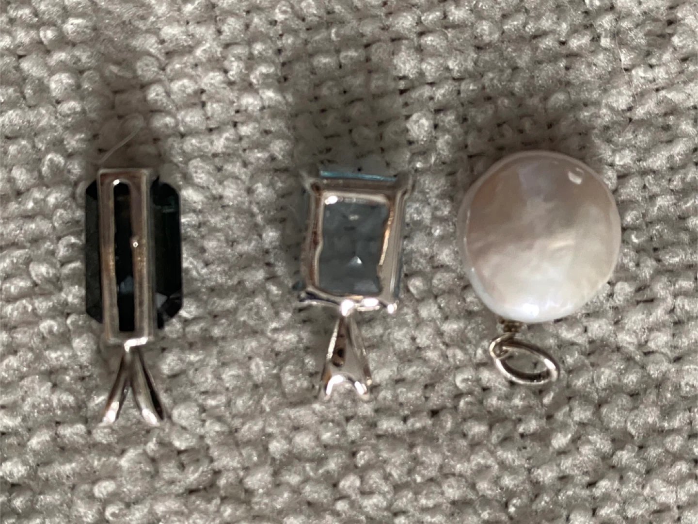 Three Pendants: Gemstone and Pearl - photo 2