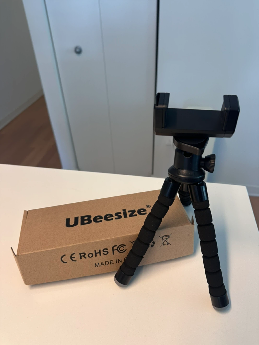 UBeeSize Mini Flexible Tripod for Phone - photo 3
