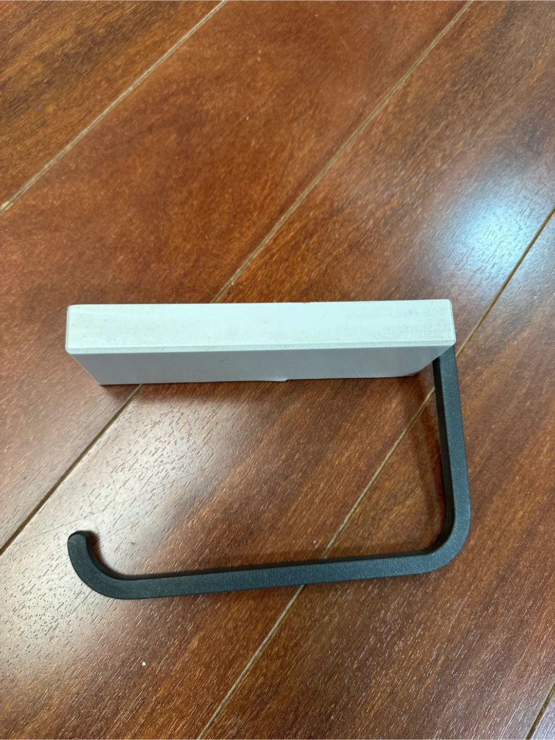 Sleek Toilet Paper Holder - photo 2