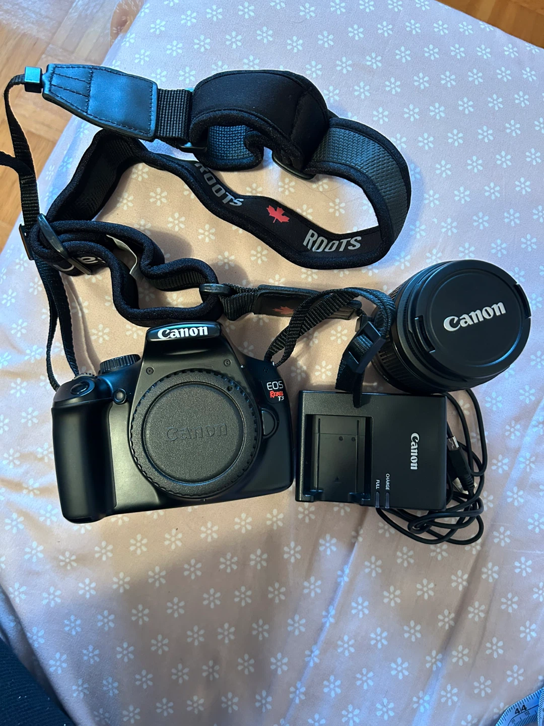 COMPLETE KIT Canon EOS Rebel T3 DSLR Camera