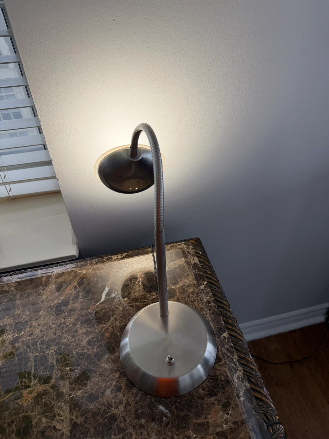 Gooseneck LED Desk Lamp - photo 4