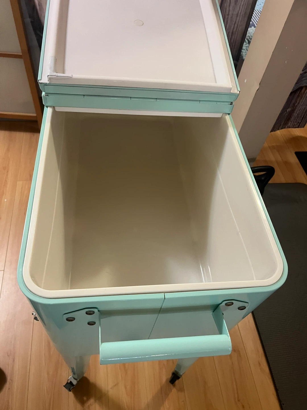 Light Blue Rolling Cooler with Bottle Opener - photo 4