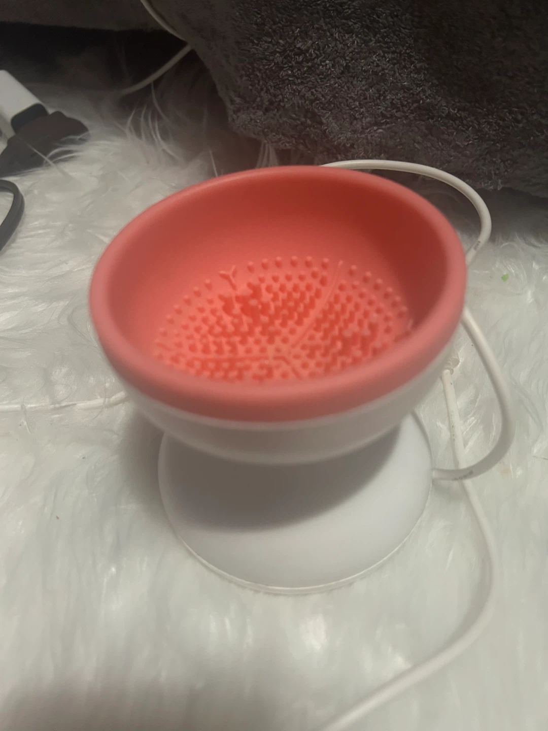 USB Makeup Brush Cleaner - photo 2
