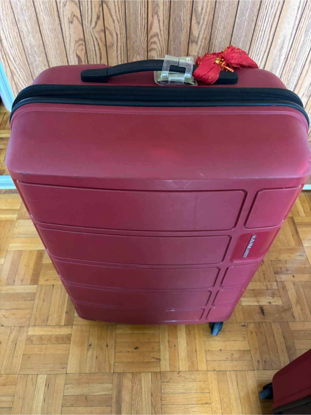 Red Kamiliant Suitcase - photo 2