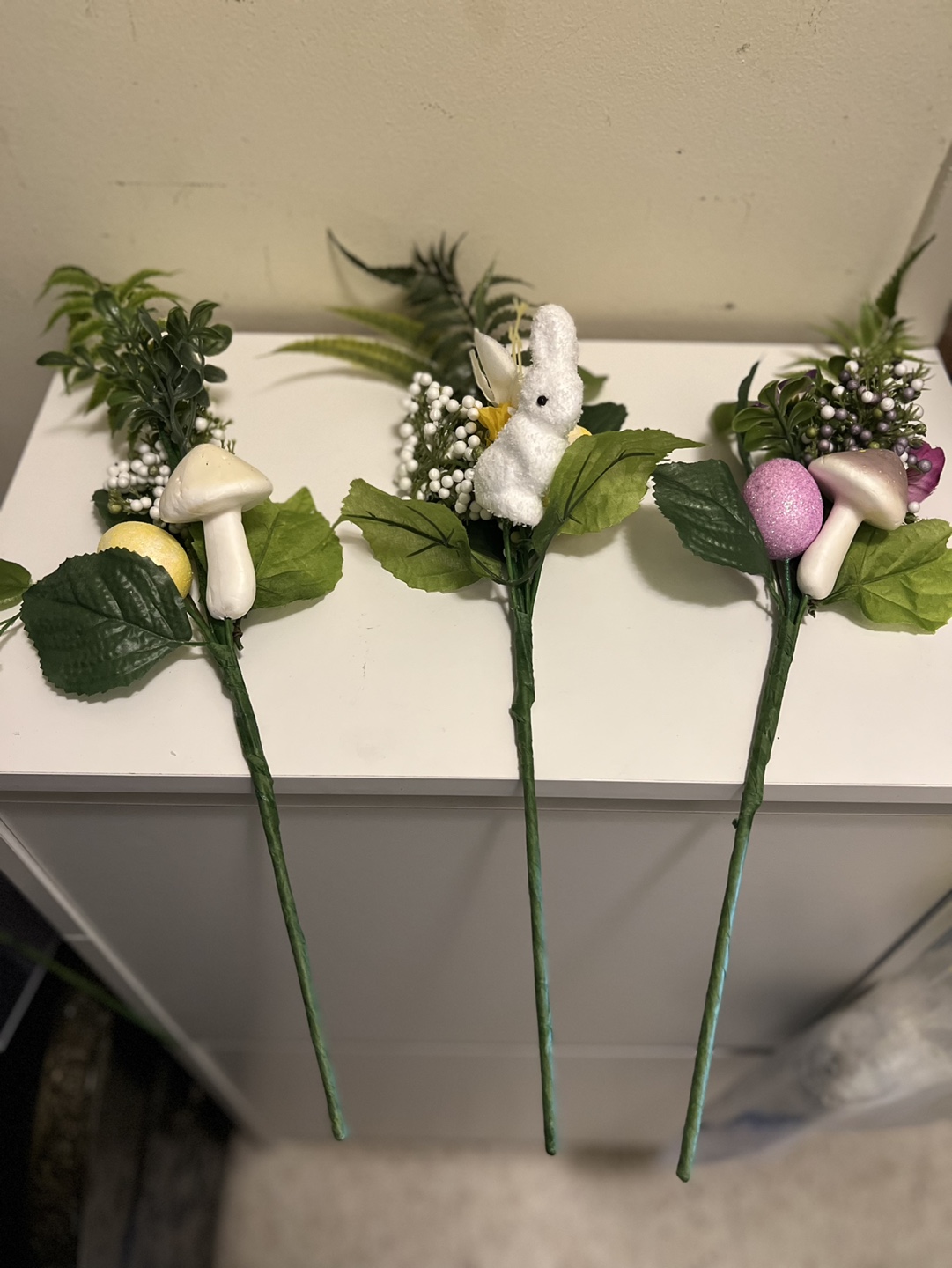 New-Easter floral picks - price of Each