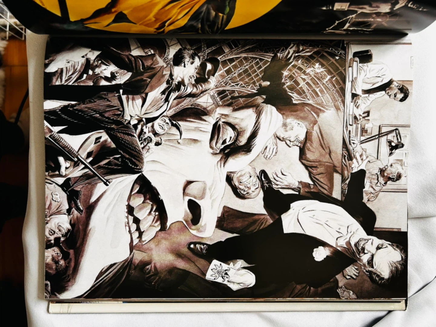 VG+ The Mythology: The DC Comics Art of Alex Ross Book - photo 4