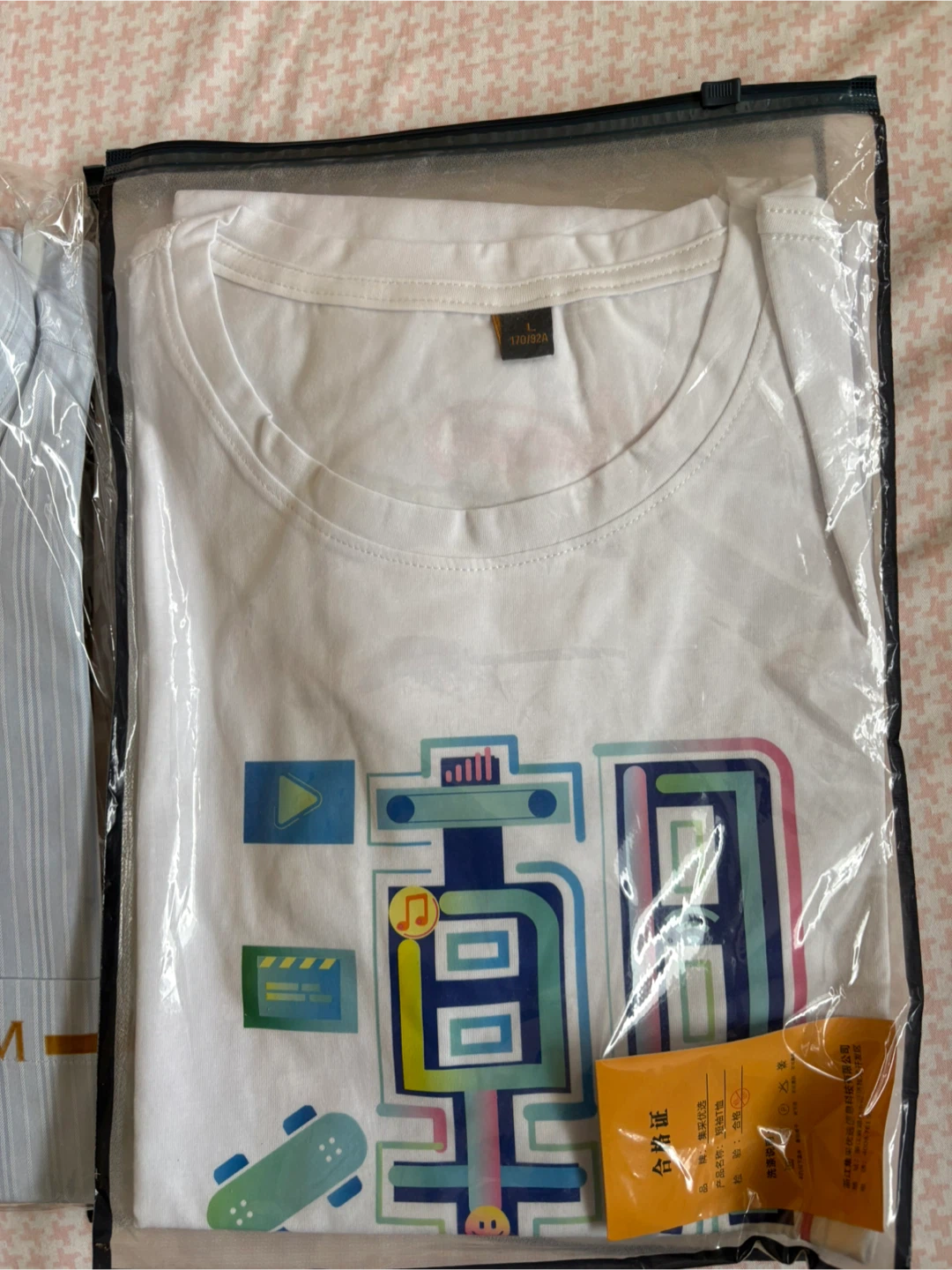 Men's Dress Shirts and T-Shirt size M - photo 4