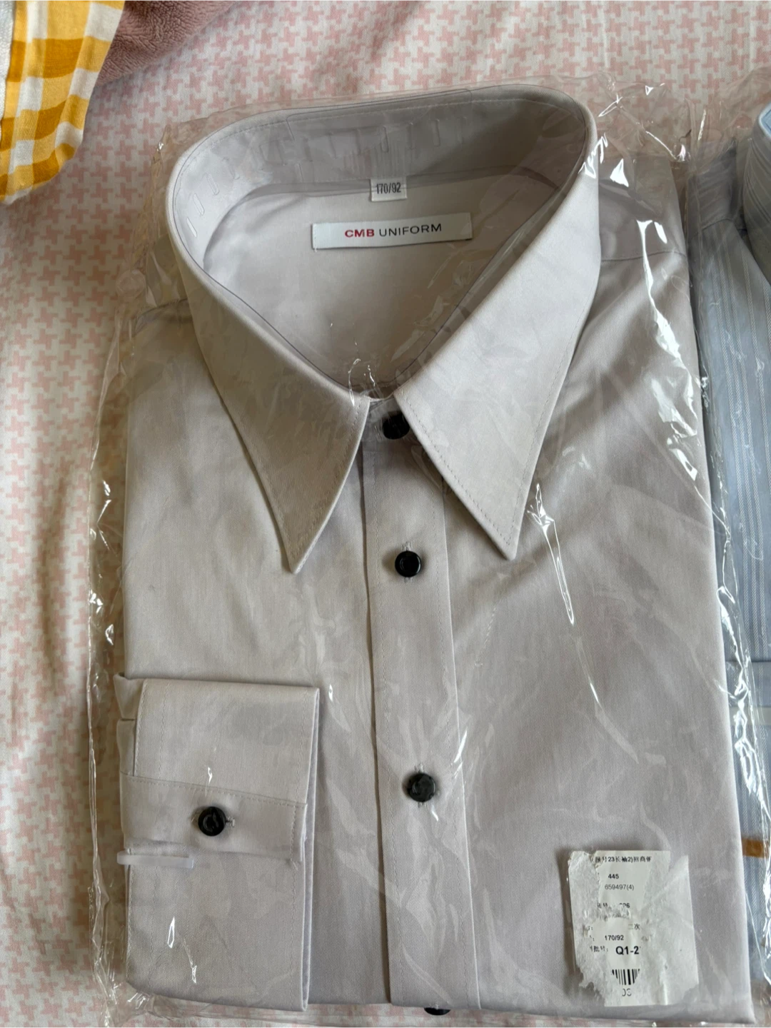 Men's Dress Shirts and T-Shirt size M - photo 2