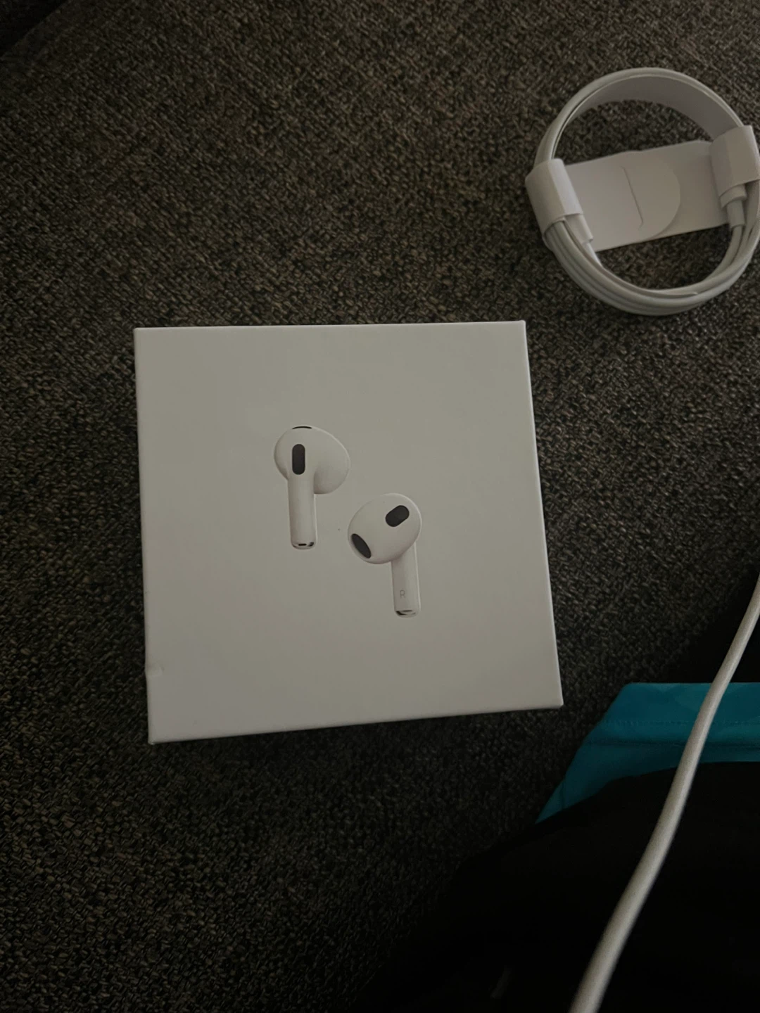 Apple AirPods (3rd Gen) with MagSafe Charging Case