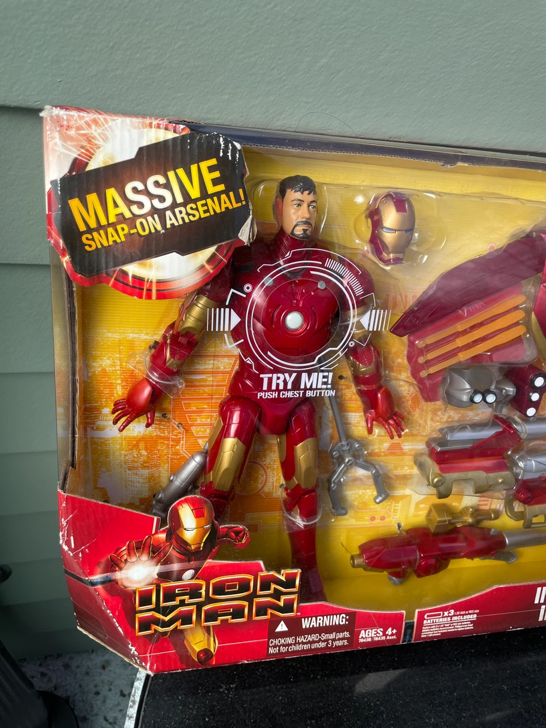 Iron Man Invincible Iron Man Action Figure with Snap-On Arsenal - photo 4
