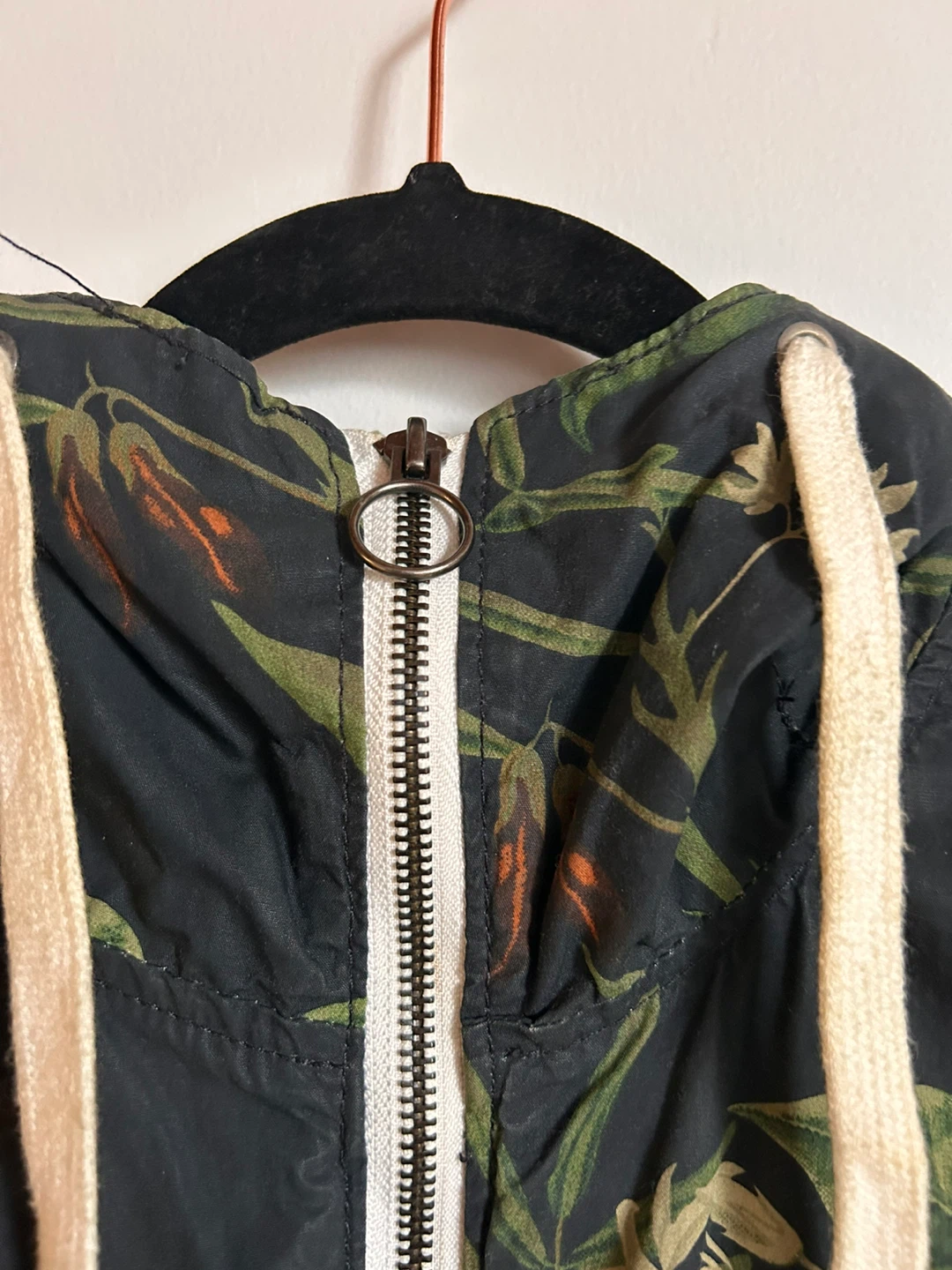 Pull & Bear Tropical Print Hooded Jacket - photo 3