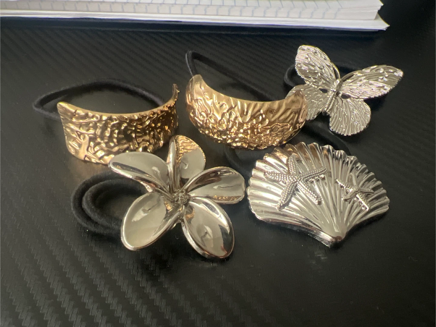 Set of 4 Decorative Hair Ties