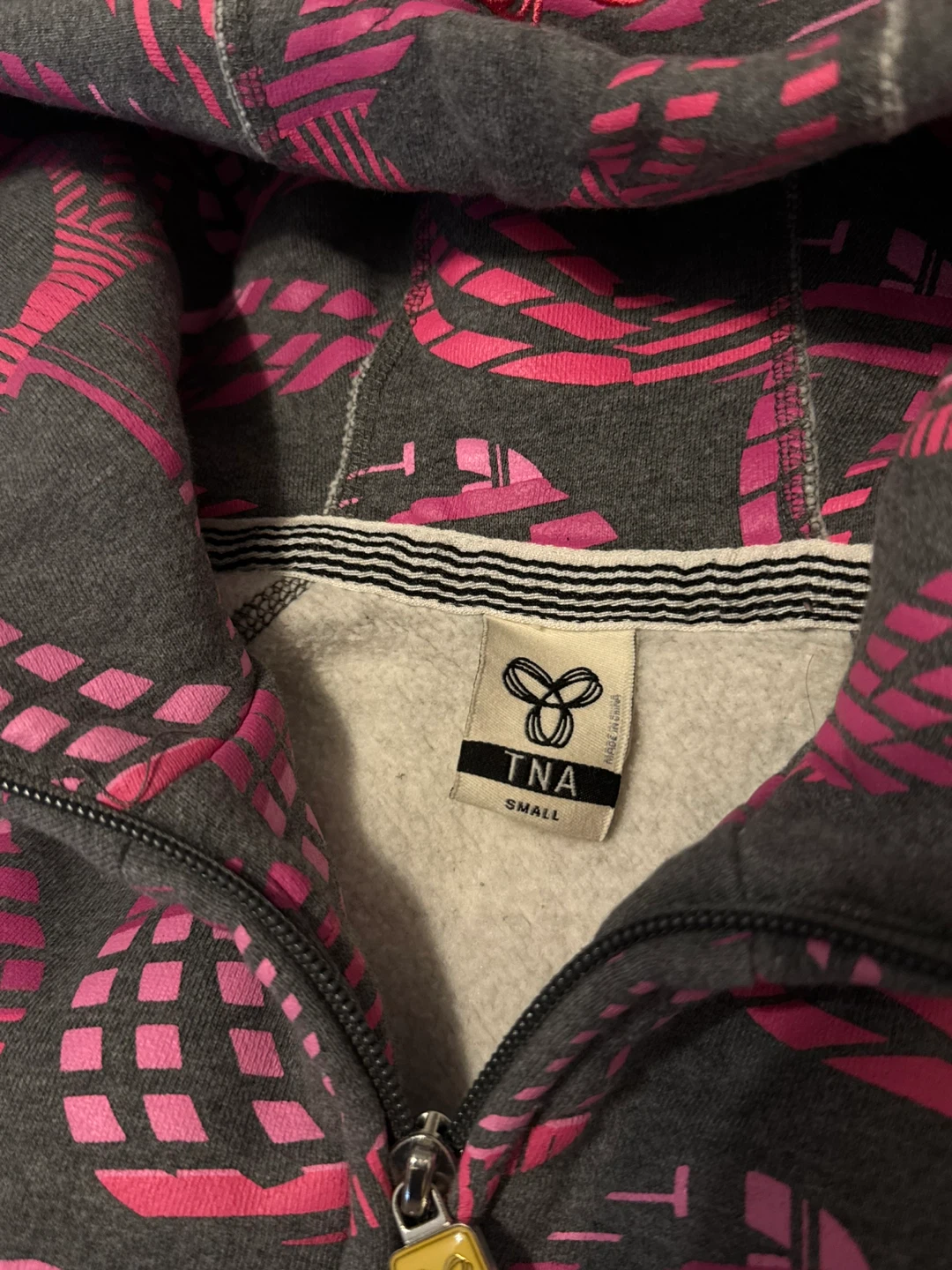TNA Grey Pink Graphic Sweater - photo 3