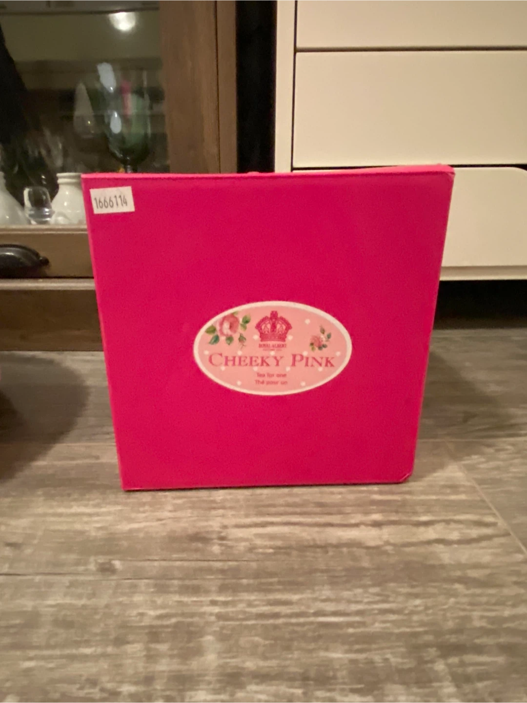 Royal Albert Cheeky Pink Teacup and Saucer Set - photo 2