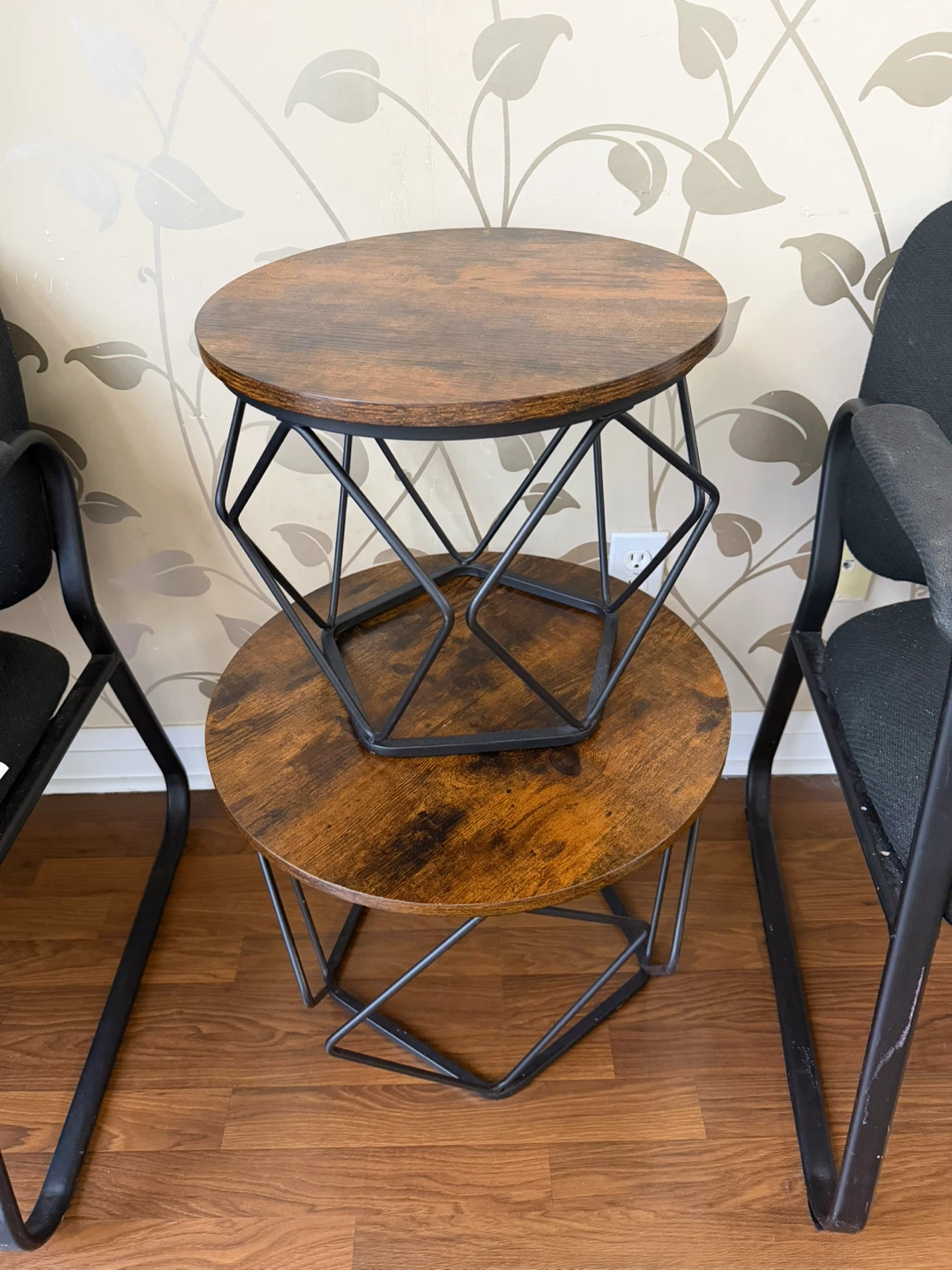 Set of 2 Round Nesting Side Tables - Wood Look