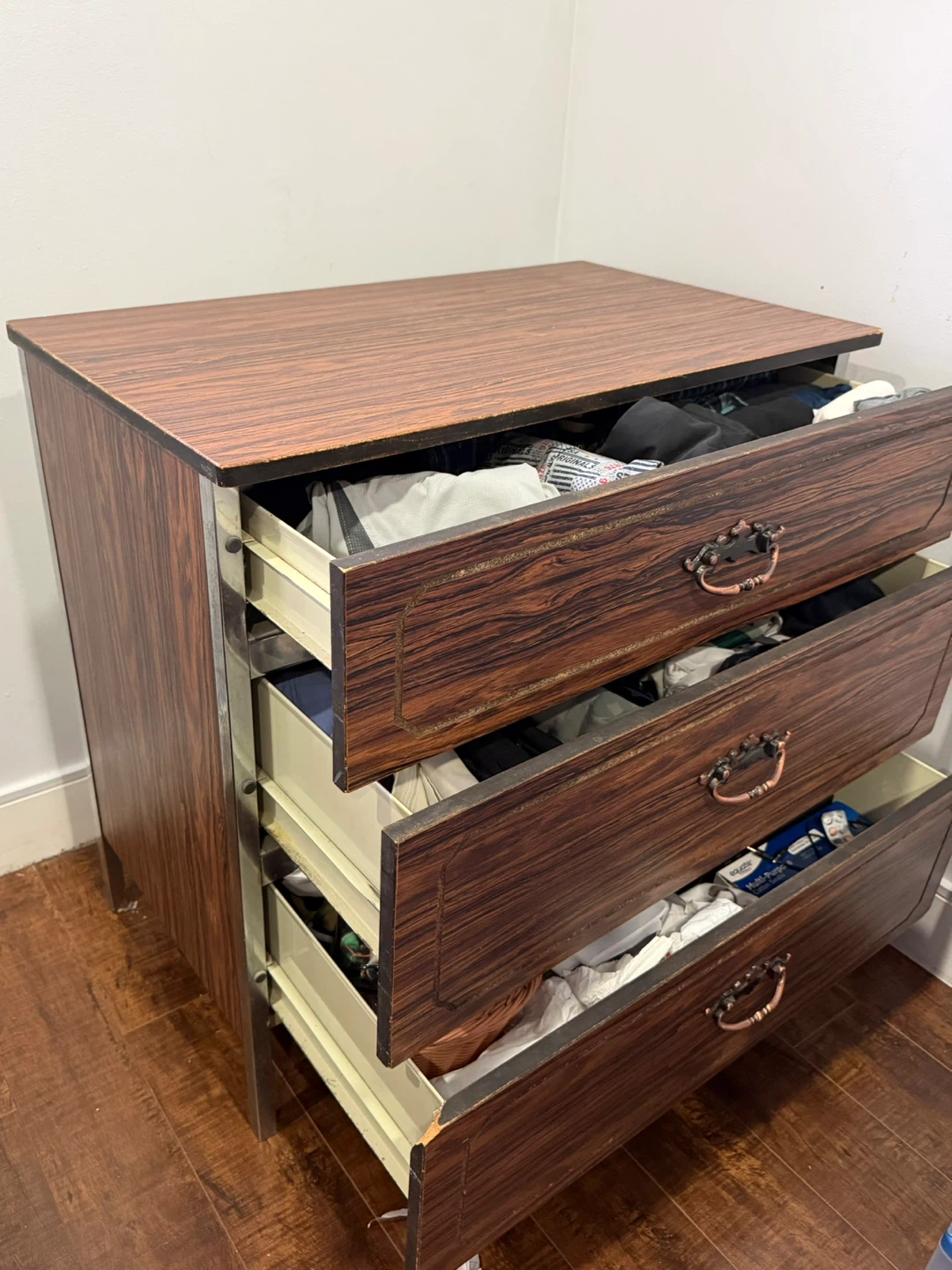 Vintage 3-Drawer Dresser