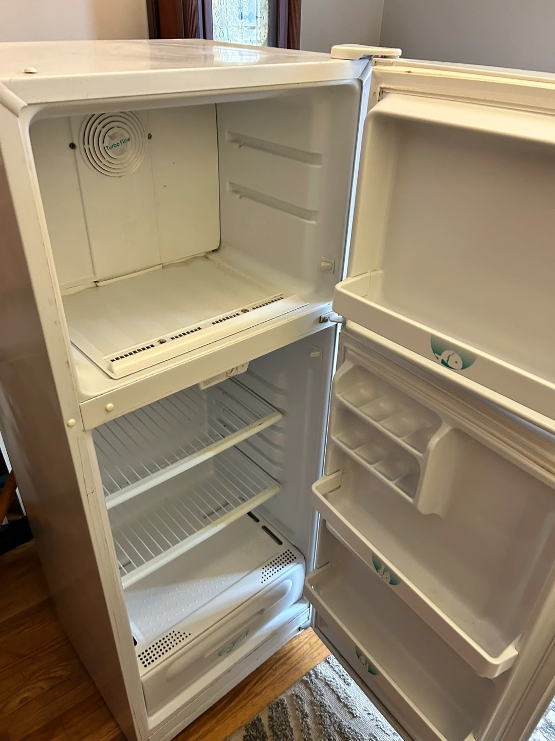 Danby Refrigerator - photo 2