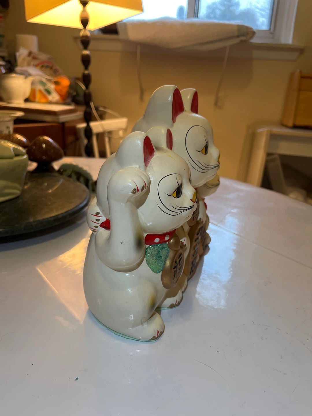 Maneki-neko Cat Figurine - photo 3