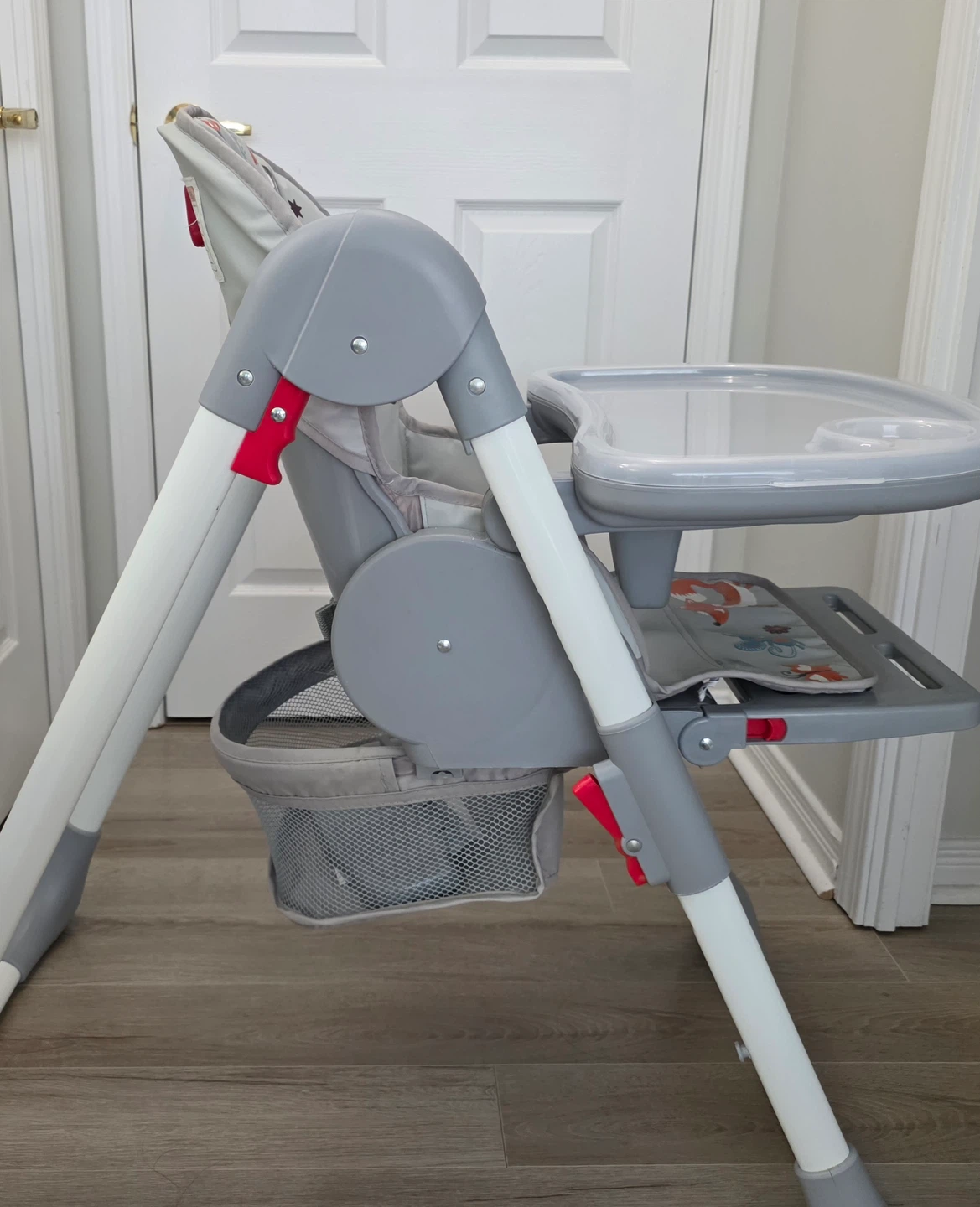Living Basics High Chair - photo 3