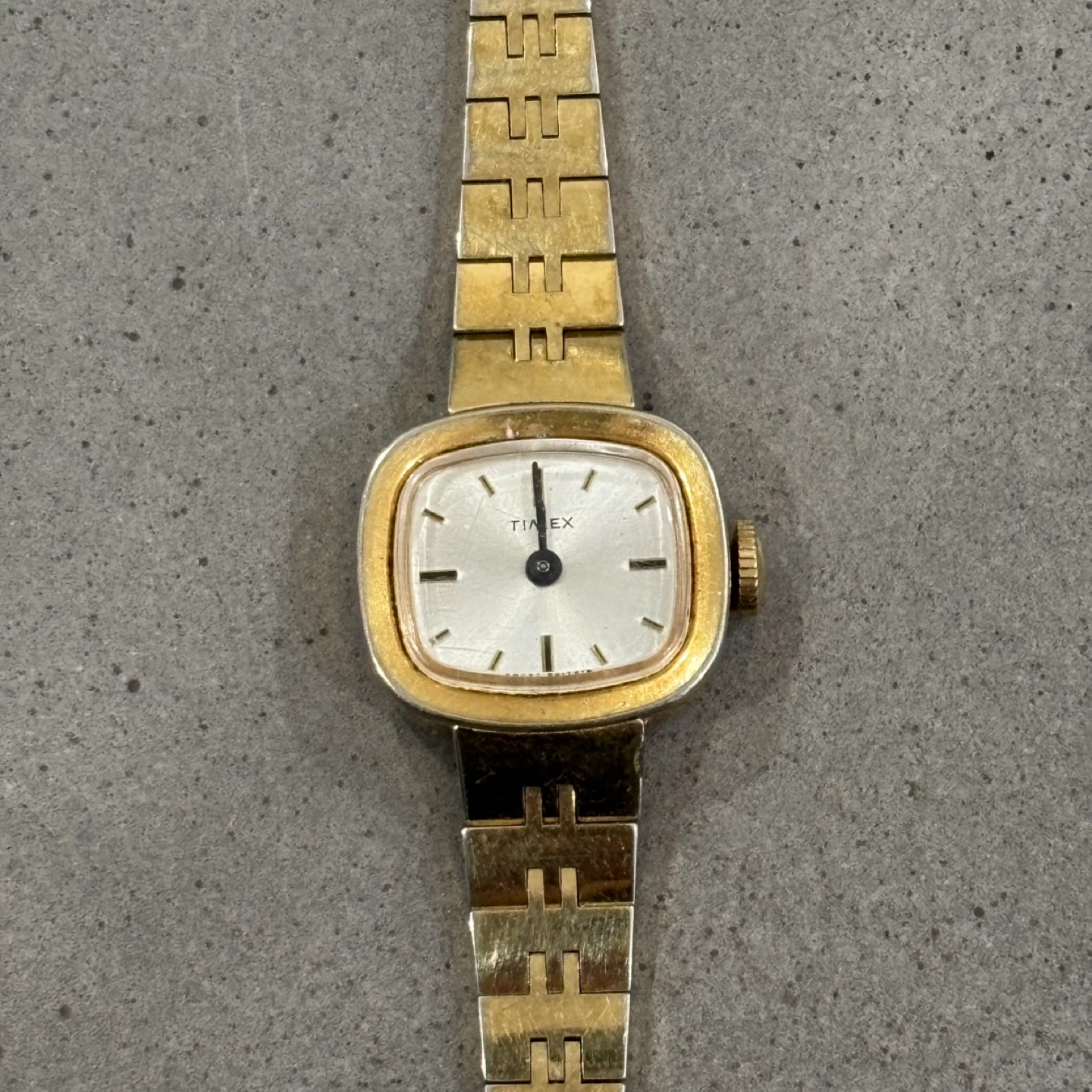 Vintage Gold-Tone Timex Watch - photo 2