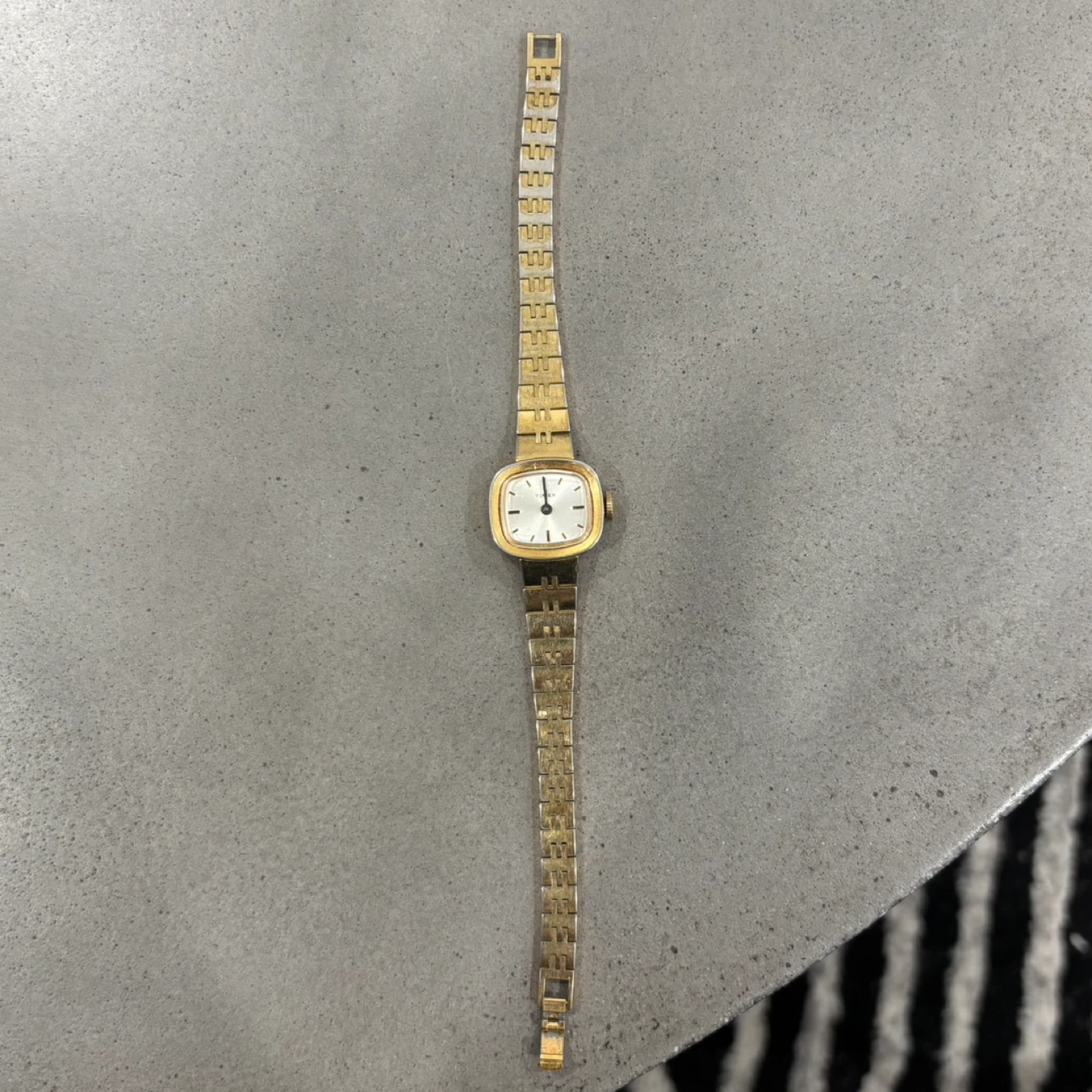 Vintage Gold-Tone Timex Watch - photo 3