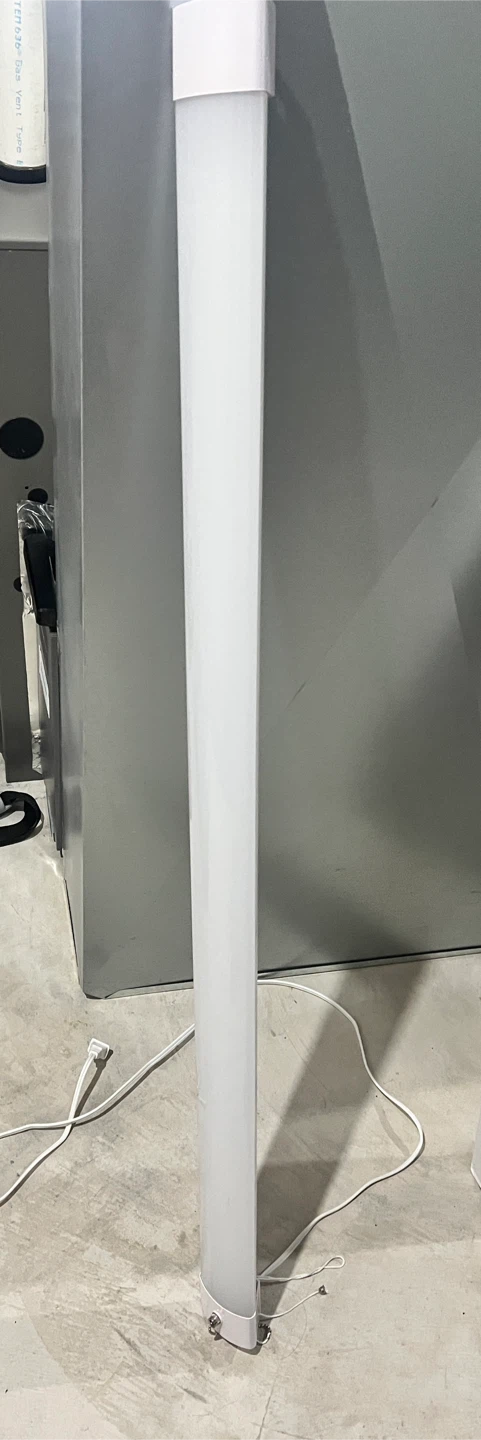 White LED Light Fixture