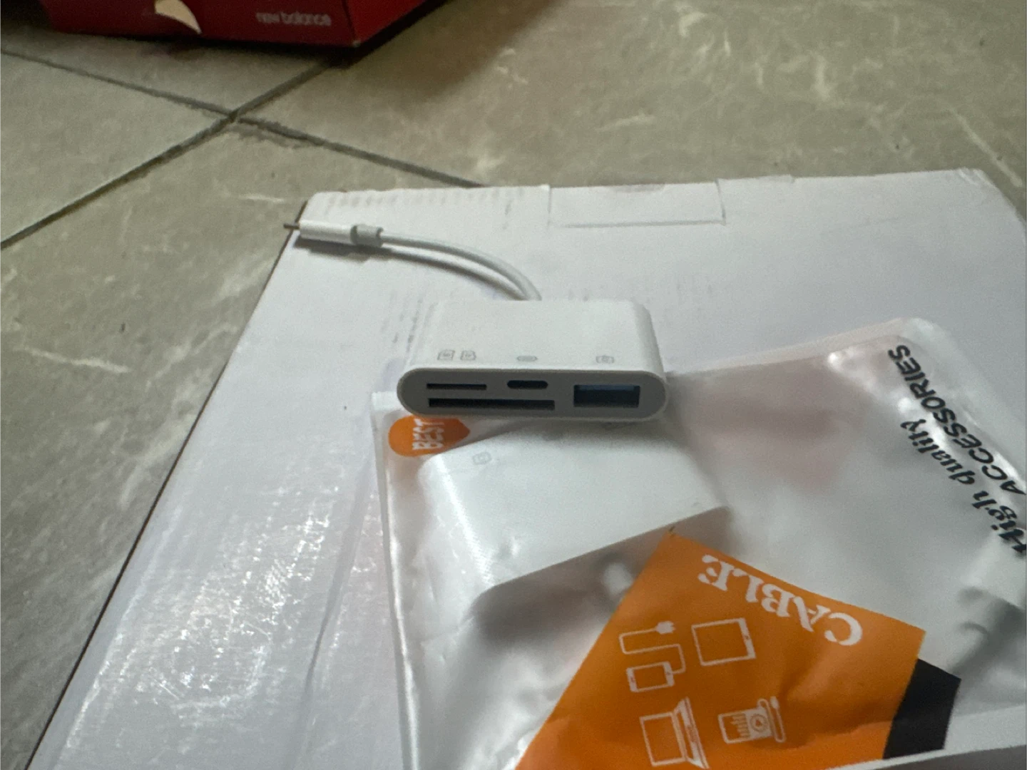 iPhone Lightning to SD Card Camera Reader Adapter Hub - photo 4