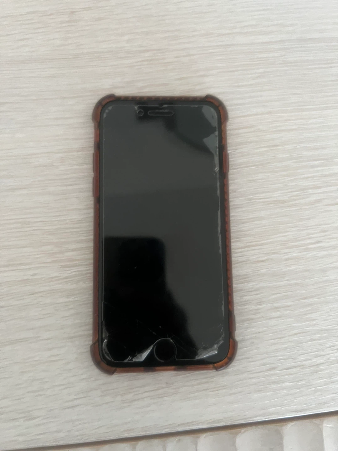 Apple iPhone se - Red - photo 2