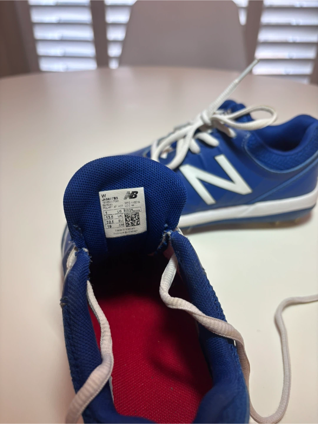 New Balance Blue Baseball Cleats - size 13.5 kids - photo 3