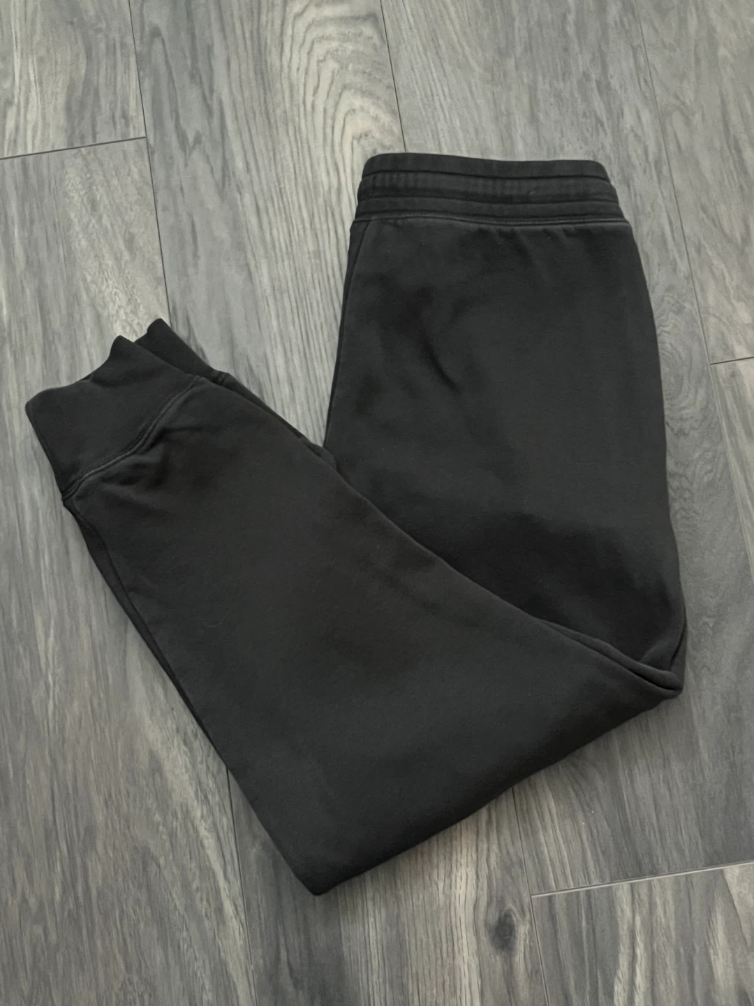 Vintage Gap Black Low-Rise Sweat Pants | Women - photo 2