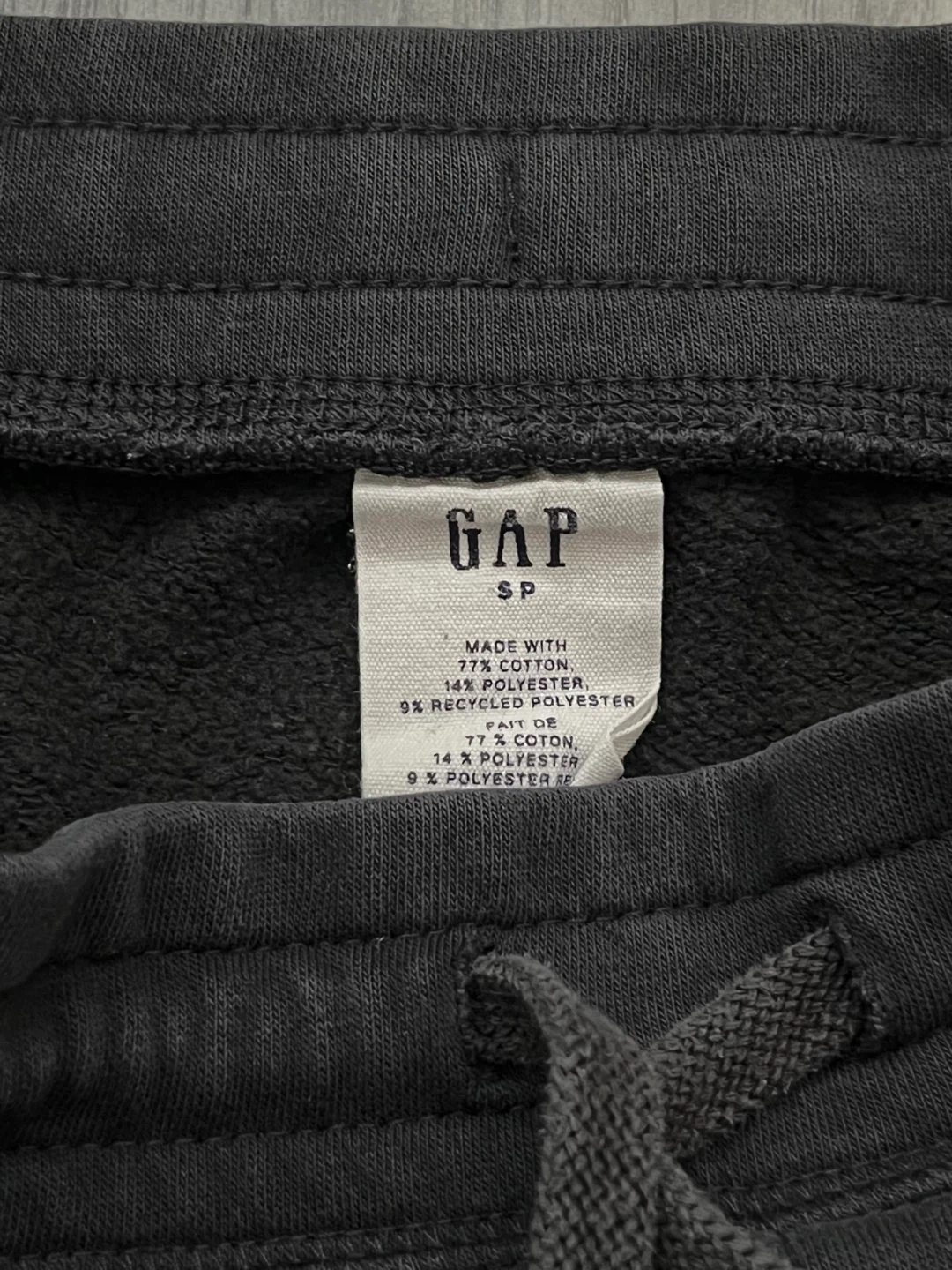 Vintage Gap Black Low-Rise Sweat Pants | Women - photo 3
