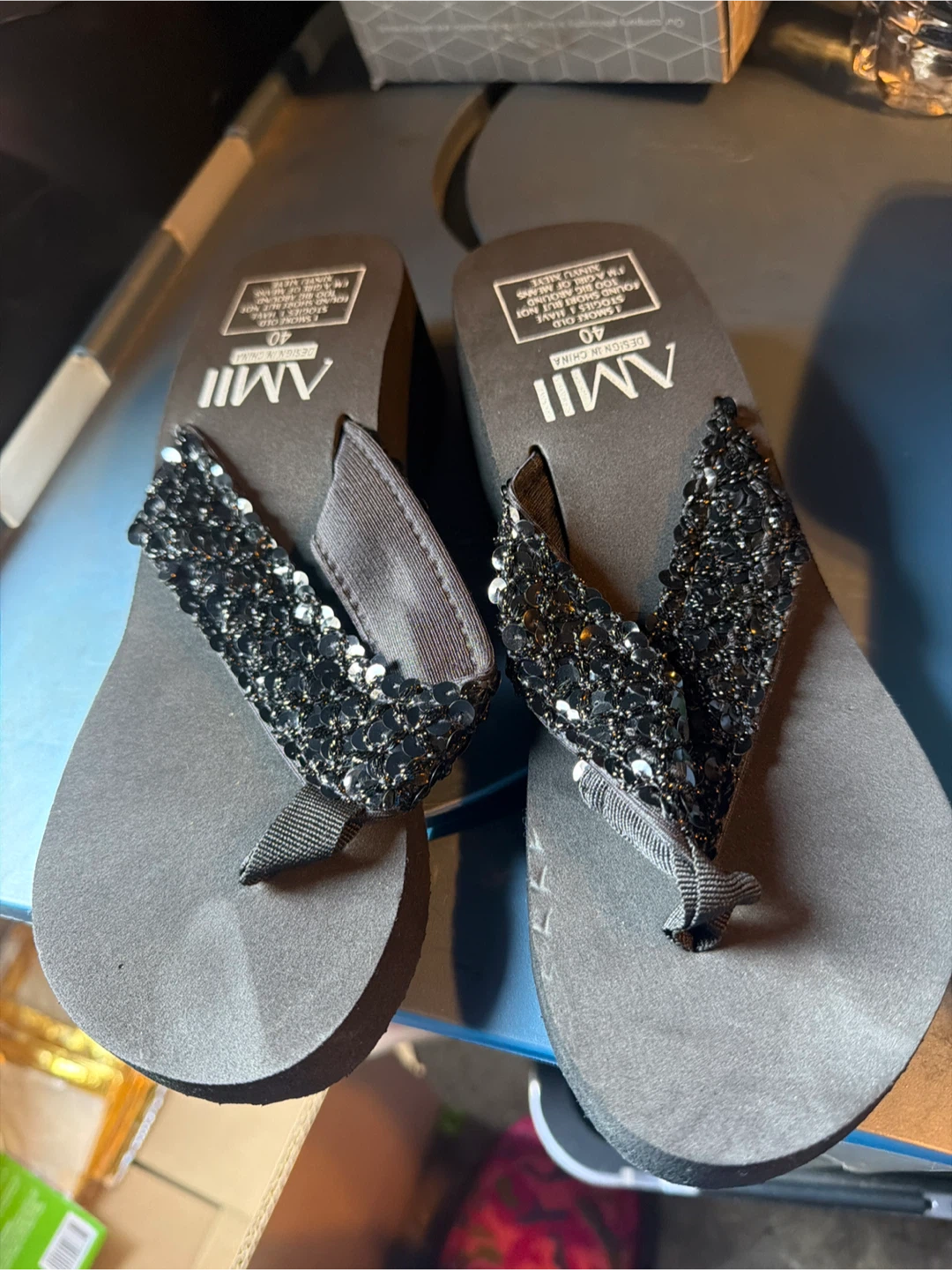 AMII Women's Black Sequin Thong Sandals Size 40