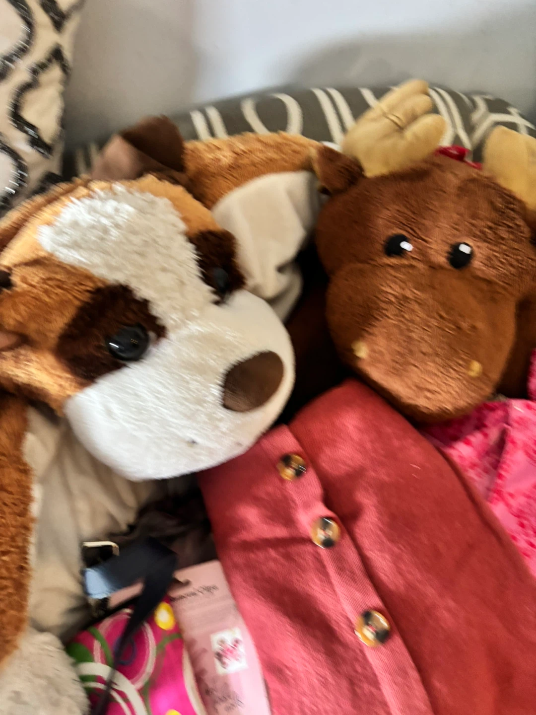 Huge Bag Of Clothes And Miscellaneous Items Various Sizes - photo 3